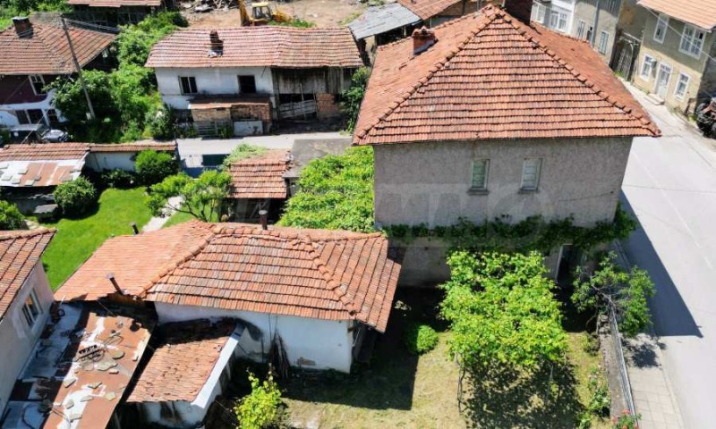 De vânzare  Casa regiunea Lovech , Troian , 241 mp | 54621791 - imagine [8]
