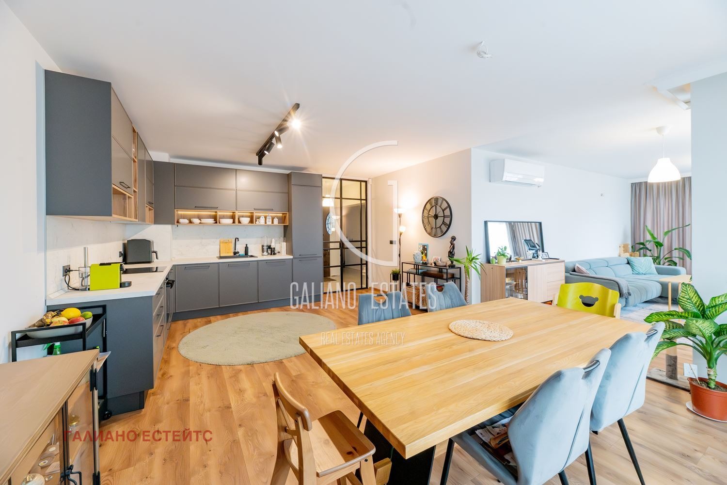 Продава МНОГОСТАЕН, гр. София, Лагера, снимка 2 - Апартаменти - 53589321