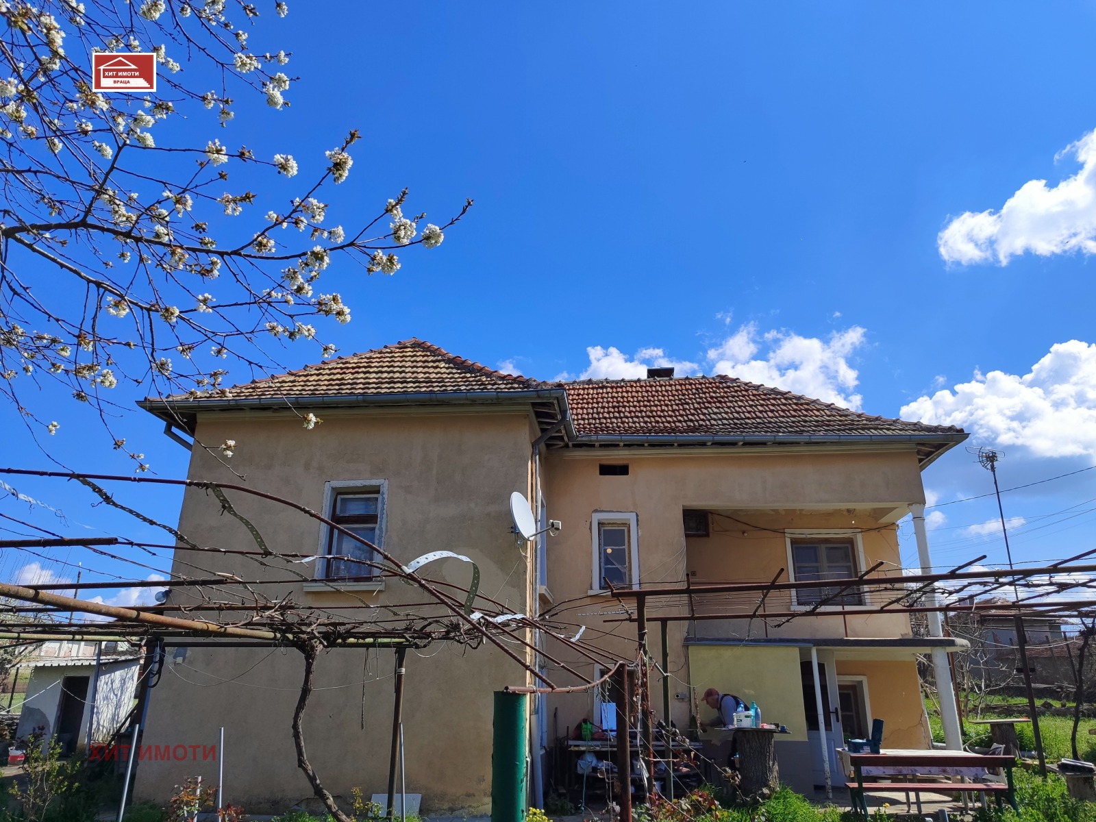 Продава КЪЩА, с. Царевец, област Враца