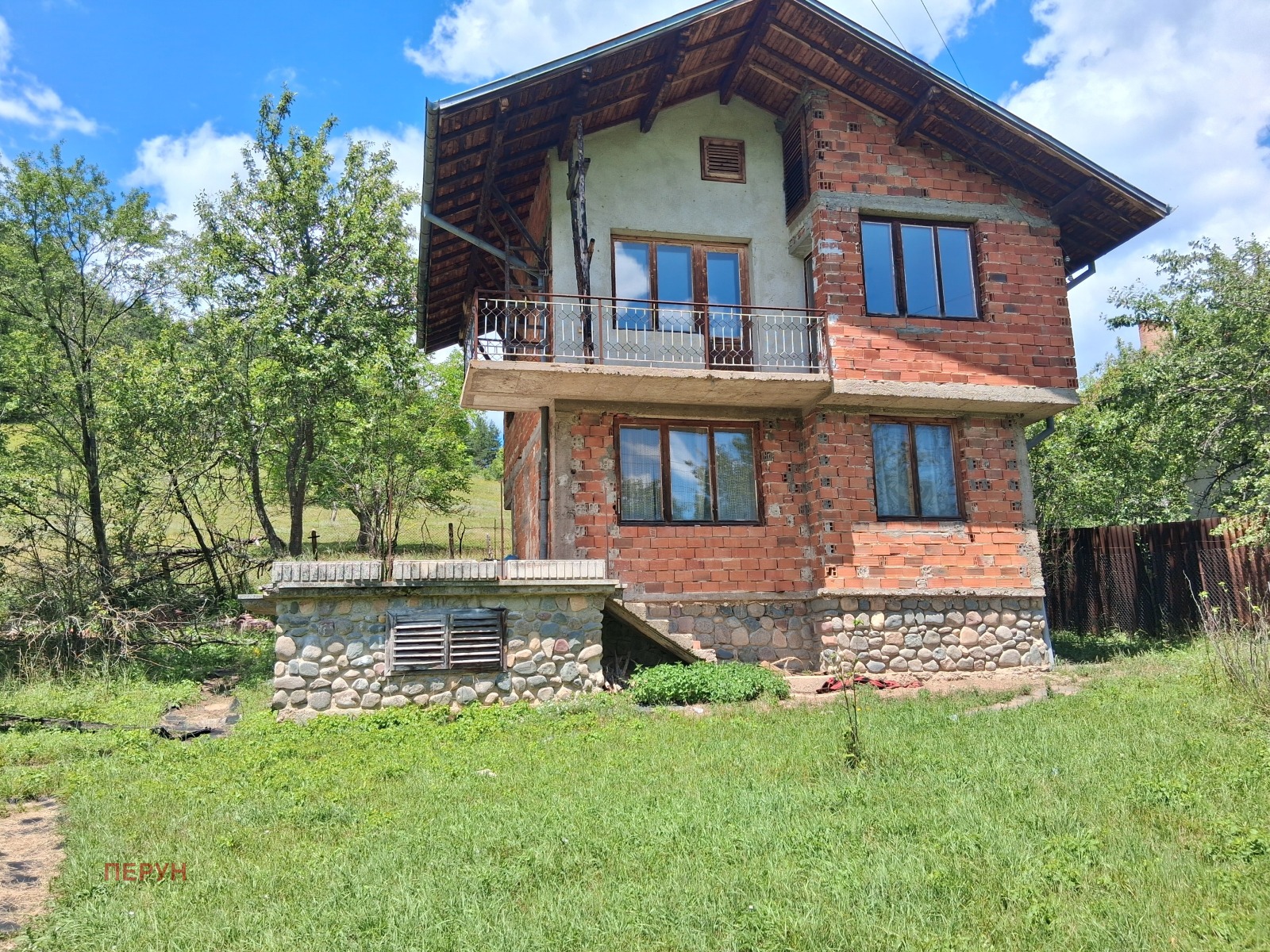 Продава КЪЩА, с. Филиповци, област Перник