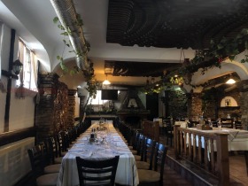 Bar; kawiarnia Kawarna, rejon Dobricz