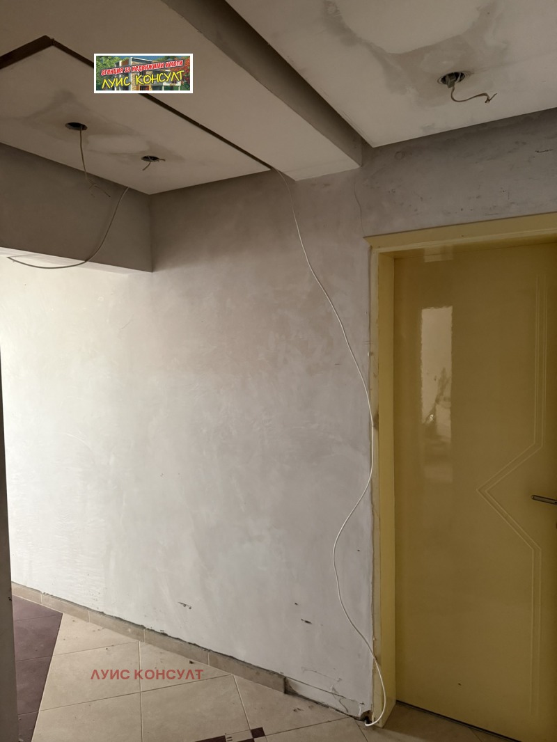 Продава 3-СТАЕН, гр. Монтана, Идеален център, снимка 11 - Апартаменти - 52934415