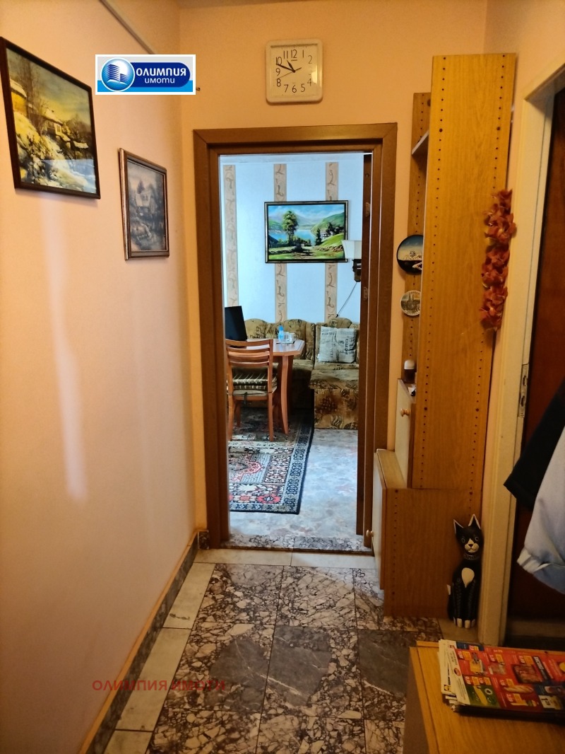 For Sale  3+ bedroom Ruse , Vazrazhdane , 100 sq.m | 27429462 - image [2]