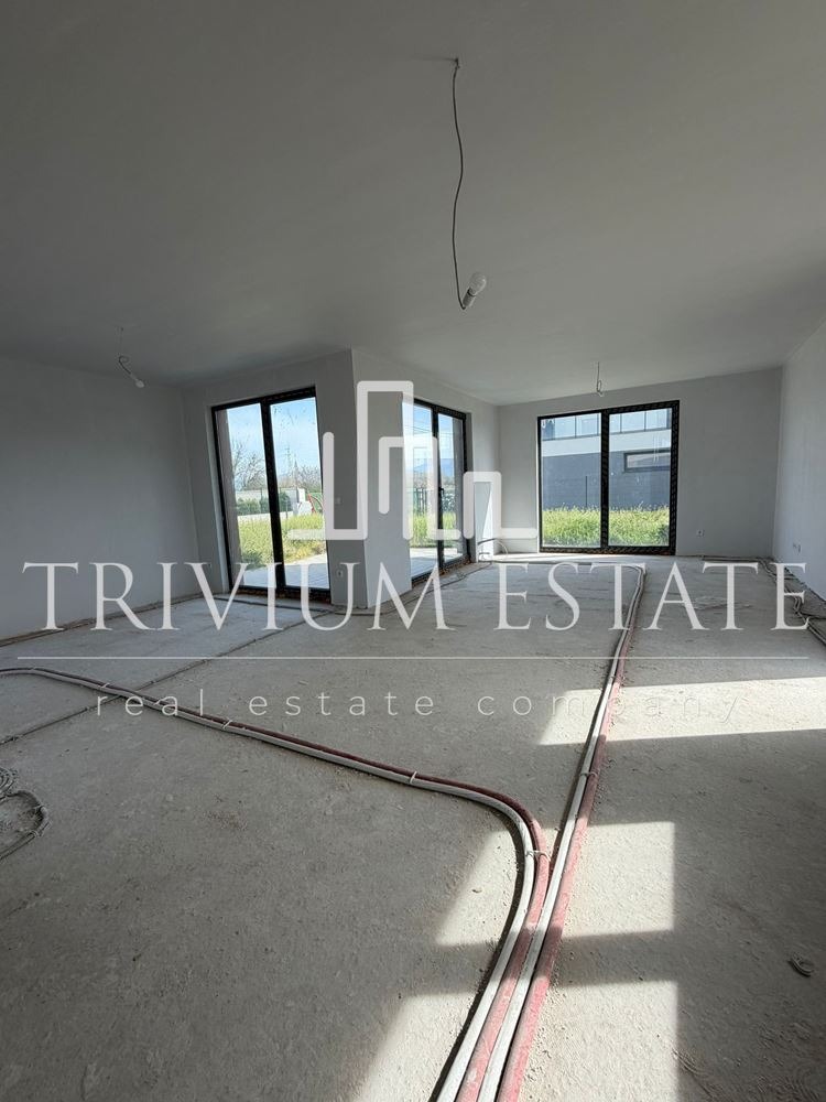 Продава КЪЩА, с. Оризари, област Пловдив, снимка 3 - Къщи - 54342949