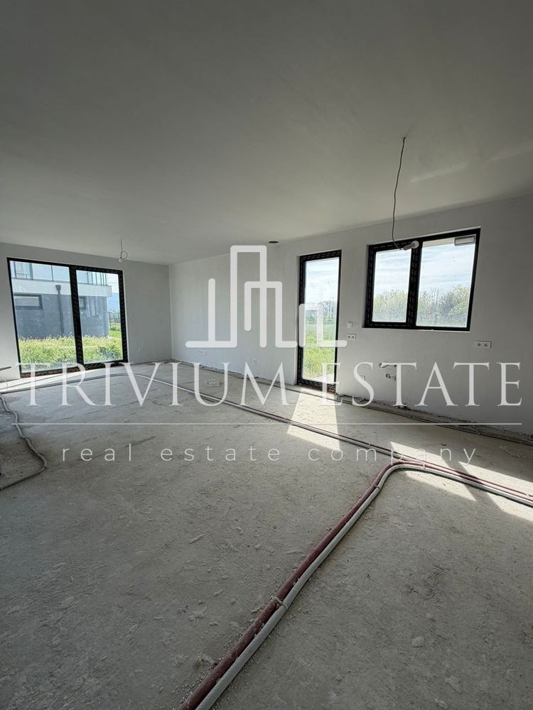 Продава КЪЩА, с. Оризари, област Пловдив, снимка 2 - Къщи - 54342949