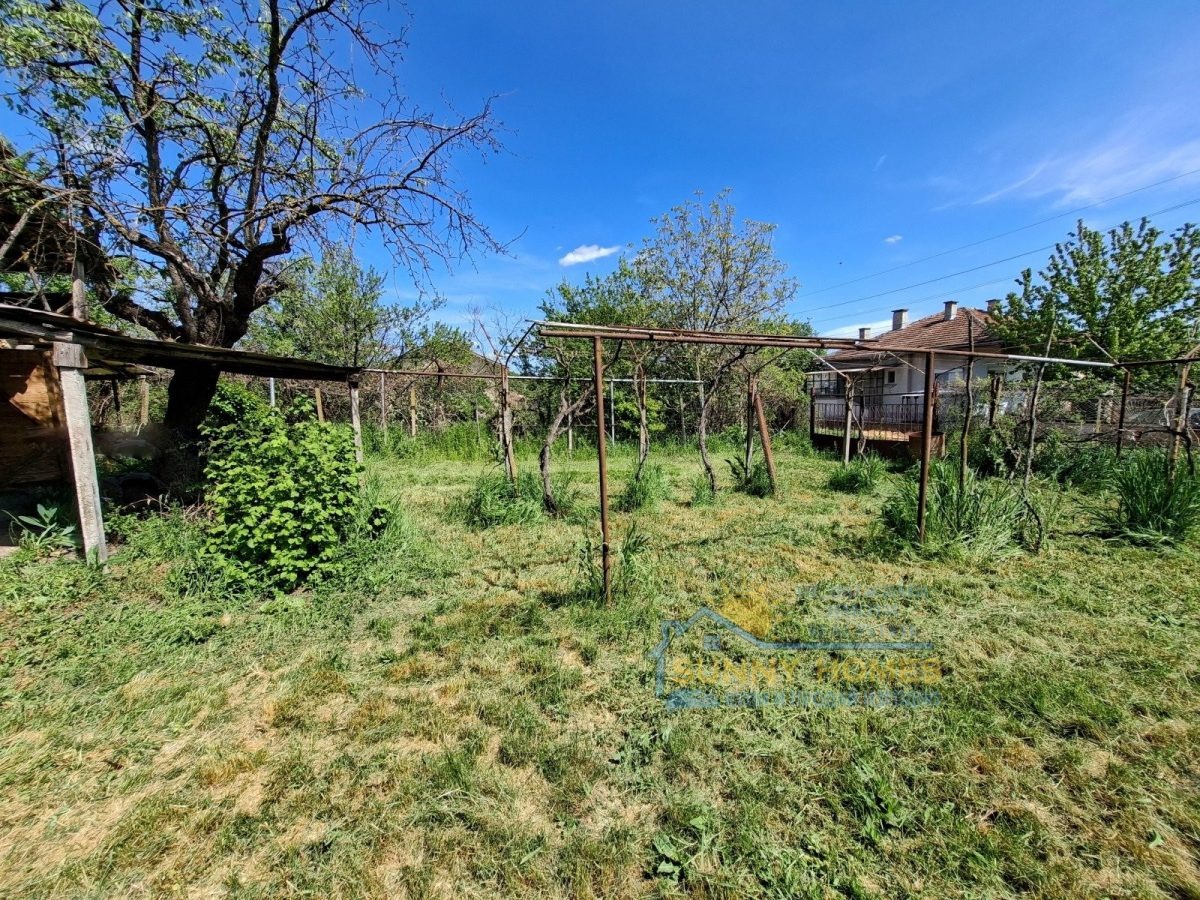 Продава КЪЩА, гр. Стражица, област Велико Търново, снимка 9 - Къщи - 54442280