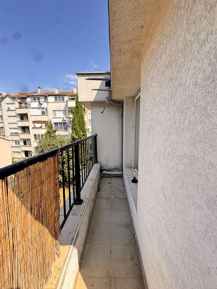 En venta  2 dormitorios Burgas , Vazrazhdane , 84 metros cuadrados | 40799419 - imagen [6]