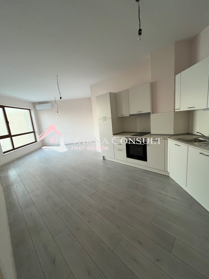 Продава 3-СТАЕН, гр. Варна, к.к. Чайка