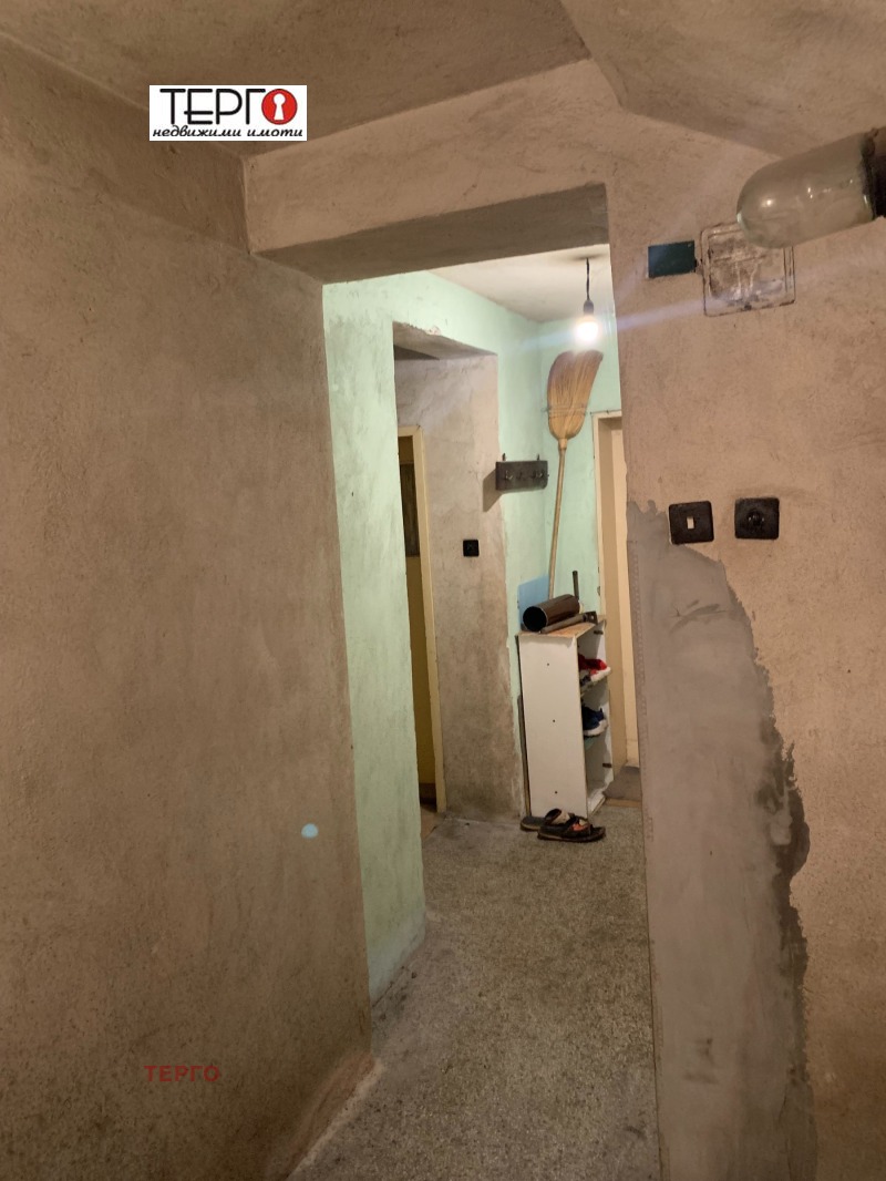 Продава ЕТАЖ ОТ КЪЩА, гр. Русе, Дружба 1, снимка 16 - Етаж от къща - 53011983