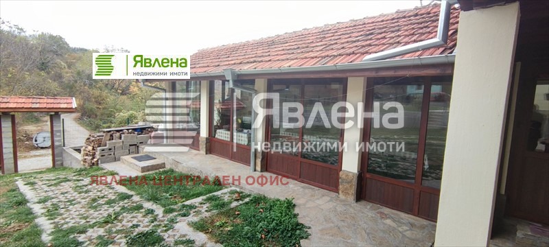 Продава КЪЩА, с. Голям извор, област Ловеч, снимка 5 - Къщи - 48577796