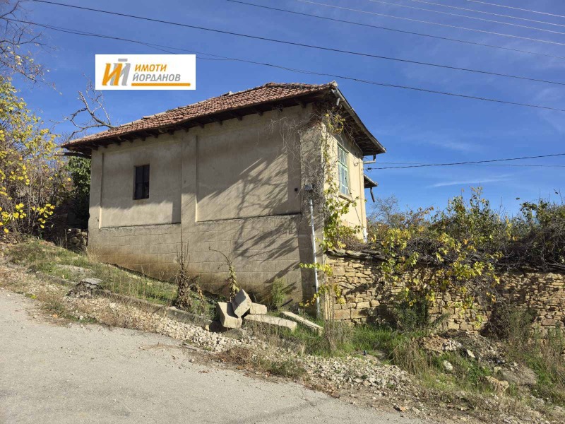 Продава КЪЩА, с. Гостилица, област Габрово, снимка 4 - Къщи - 52441266