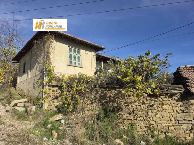 Продава КЪЩА, с. Гостилица, област Габрово, снимка 3 - Къщи - 52441266