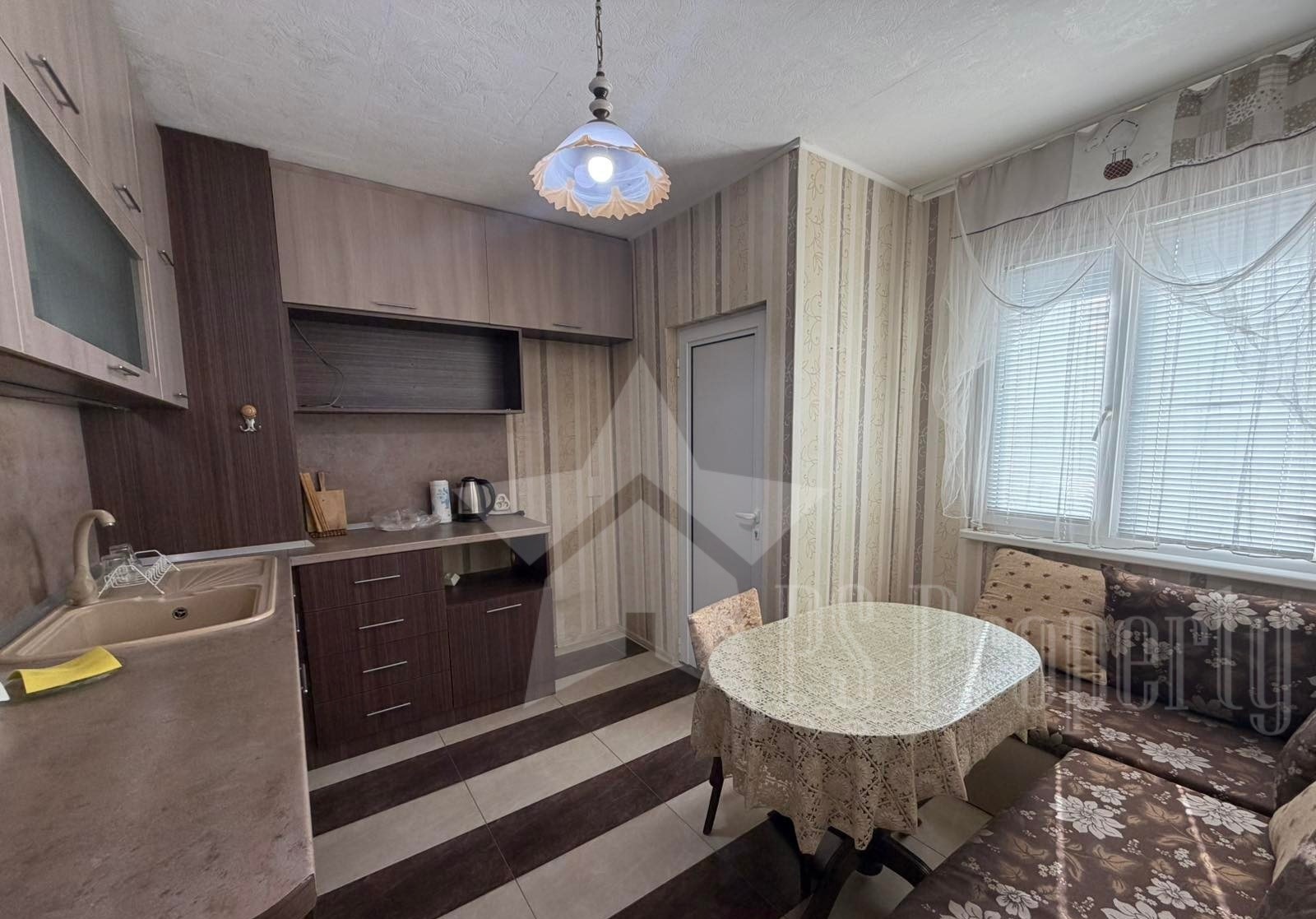 Продава 4-СТАЕН, гр. Стара Загора, Македонски, снимка 2 - Апартаменти - 56073046