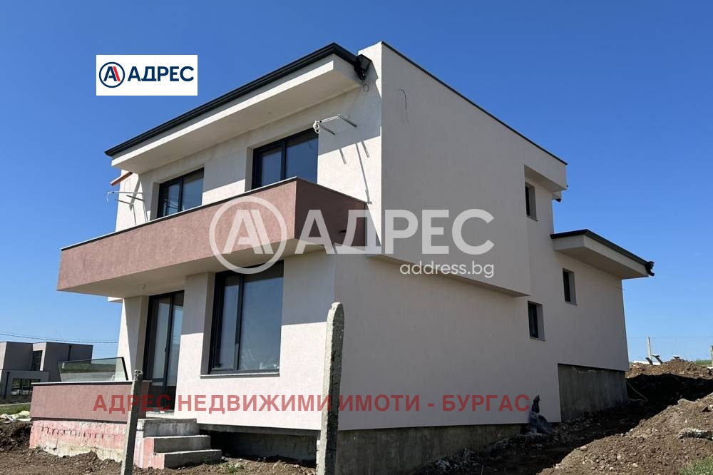 Продава КЪЩА, с. Лъка, област Бургас, снимка 2 - Къщи - 54103900