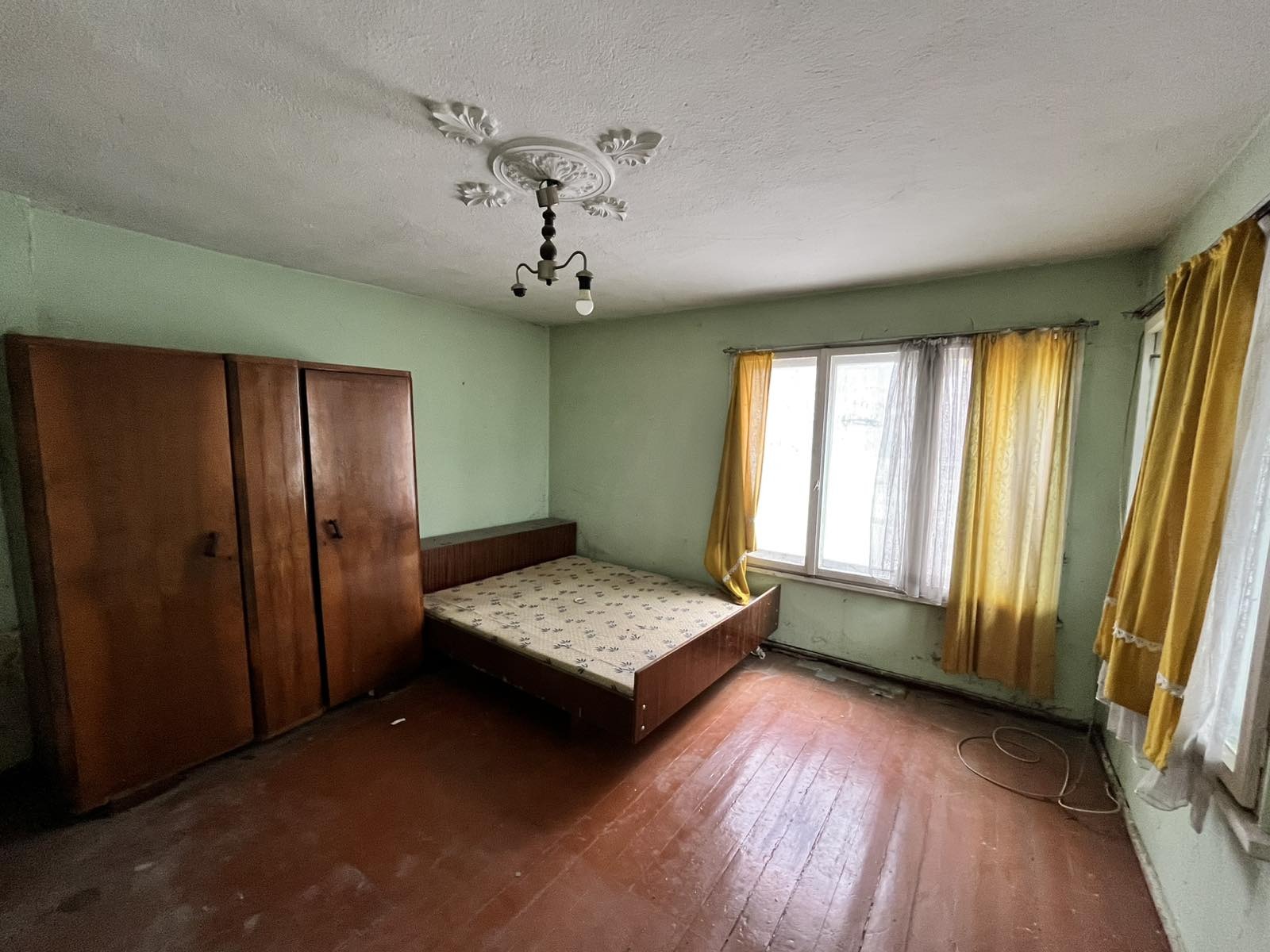 Продава КЪЩА, гр. Шумен, Тракия, снимка 8 - Къщи - 55443524