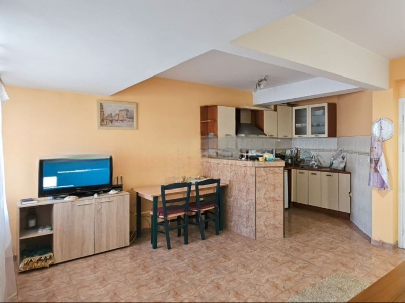 Til salgs  1 soverom Plovdiv , Tsentar , 81 kvm | 79210423 - bilde [2]