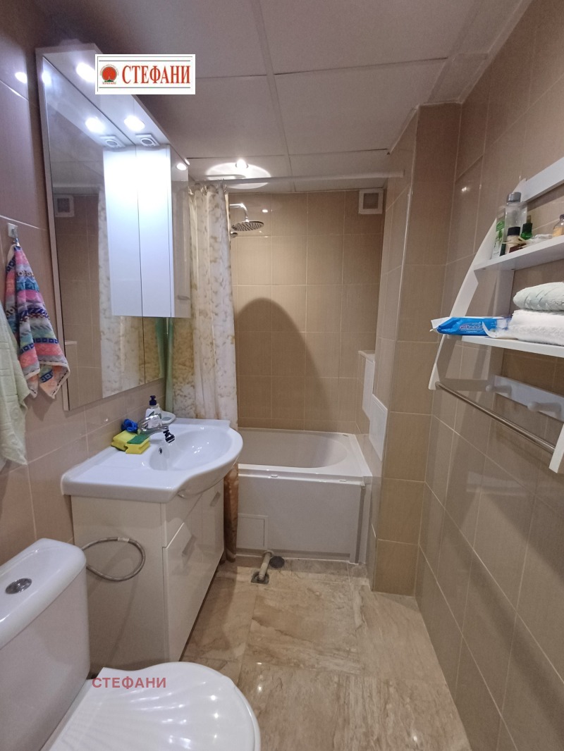 Продаја  2 спаваће собе Русе , Вазраждане , 70 м2 | 31897531 - слика [5]