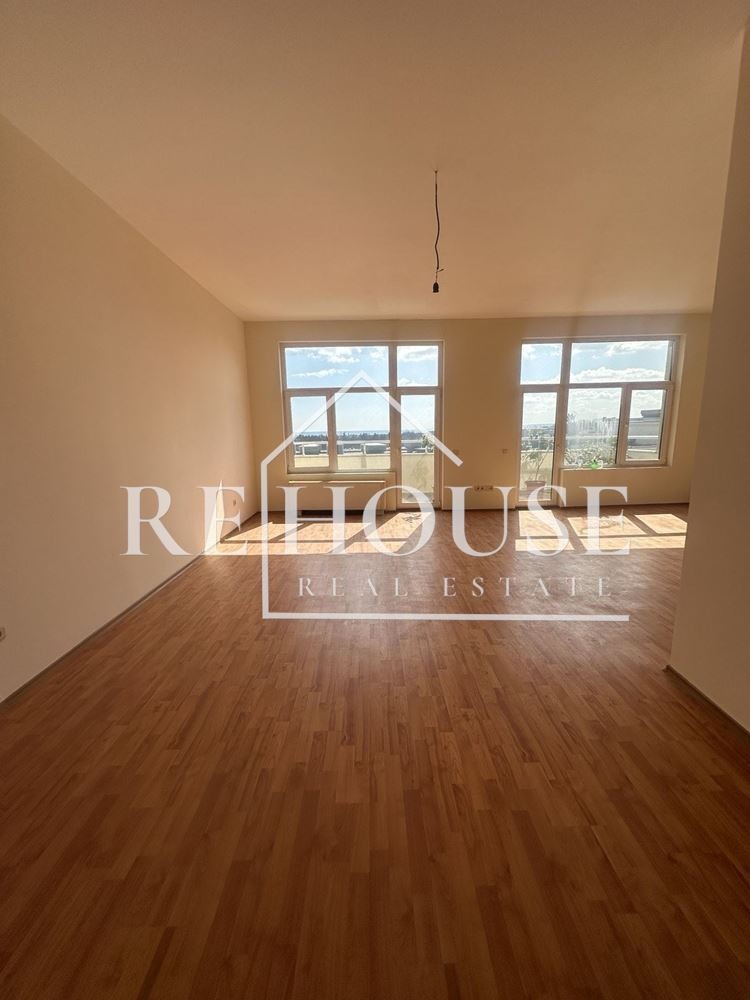 Продава  4-стаен град Варна , к.к. Св.Св. Константин и Елена , 178 кв.м | 81119507 - изображение [2]