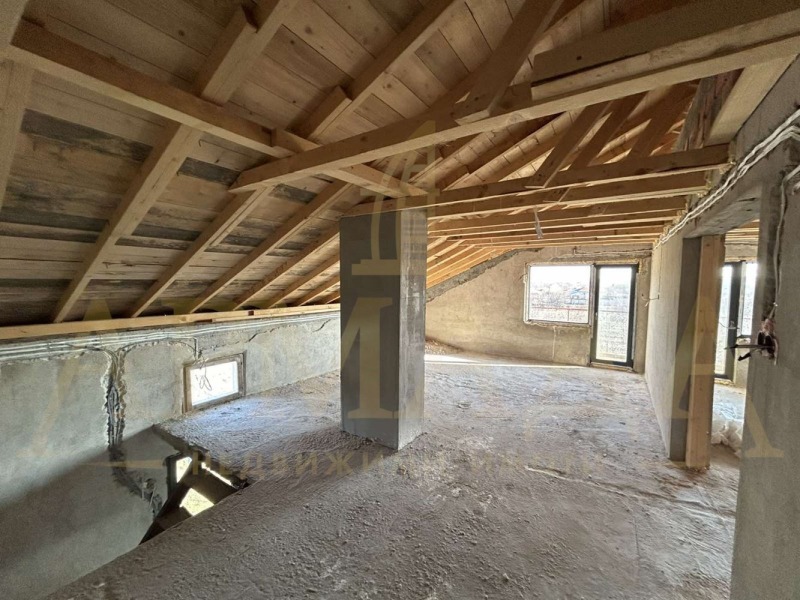 Na prodej  Dům oblast Haškovská , Varbica , 210 m2 | 67695356 - obraz [11]