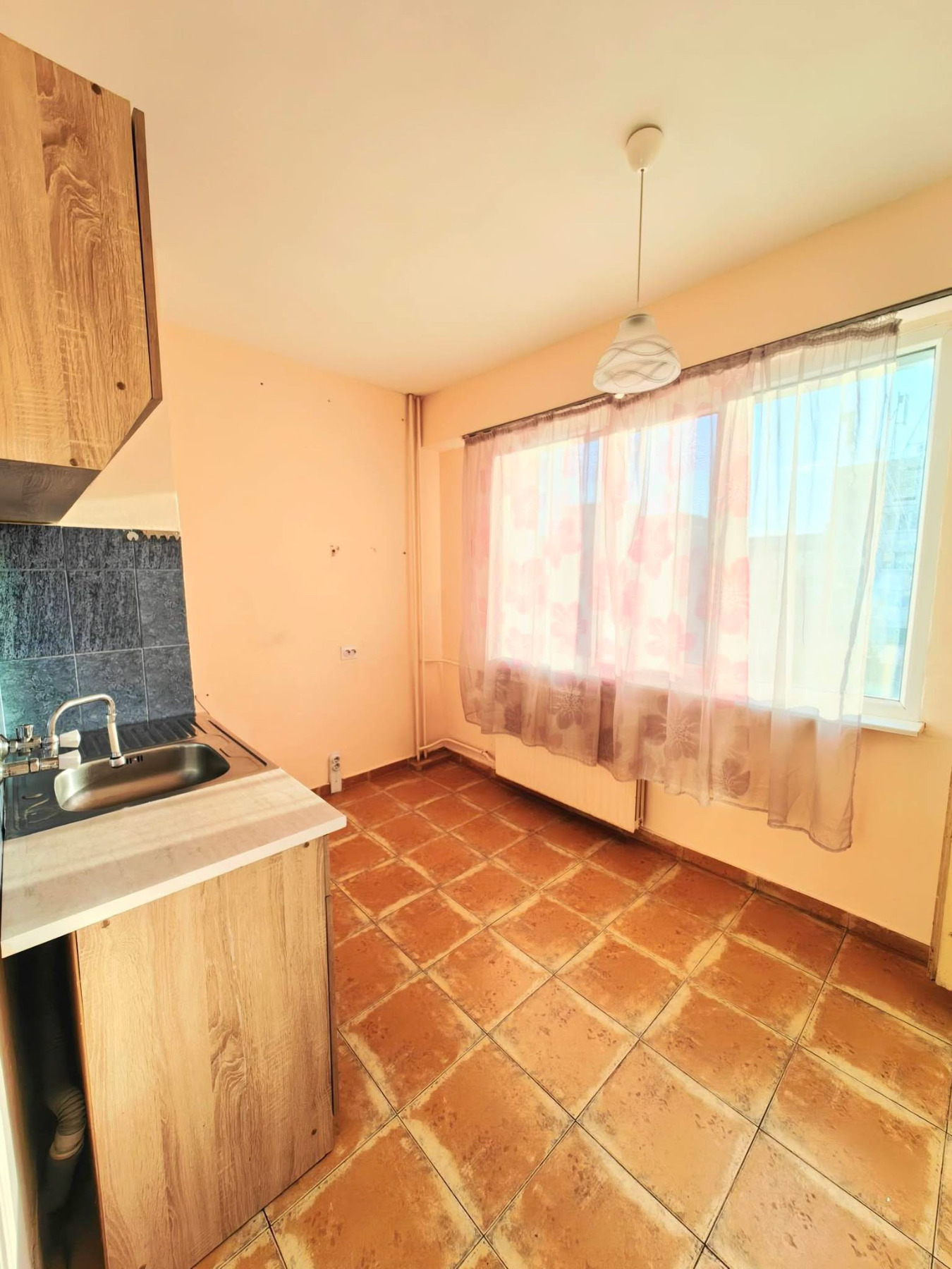 Продава 1-СТАЕН, гр. София, Люлин 6, снимка 3 - Апартаменти - 54224169