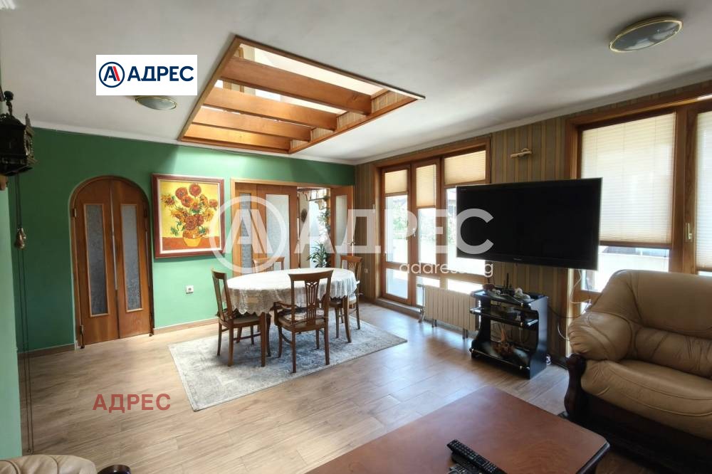 Продава МНОГОСТАЕН, гр. Варна, ВИНС-Червен площад, снимка 2 - Апартаменти - 55183335