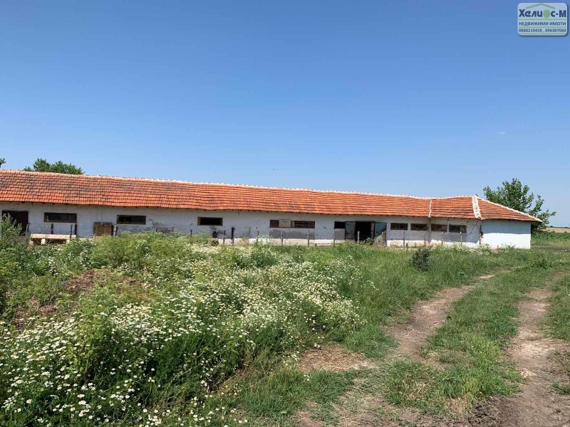 Продава ПРОМ. ПОМЕЩЕНИЕ в област Монтана, с. Сливовик - 325 кв.м / 55 000 € » 107 570.65 лв., ХЕЛИОС-М
