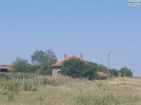 Edificio industrial Slivovik, región montana 10