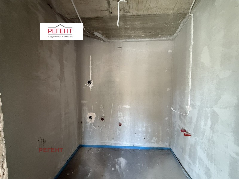 Продава 4-СТАЕН, гр. Габрово, Център, снимка 2 - Апартаменти - 52570415