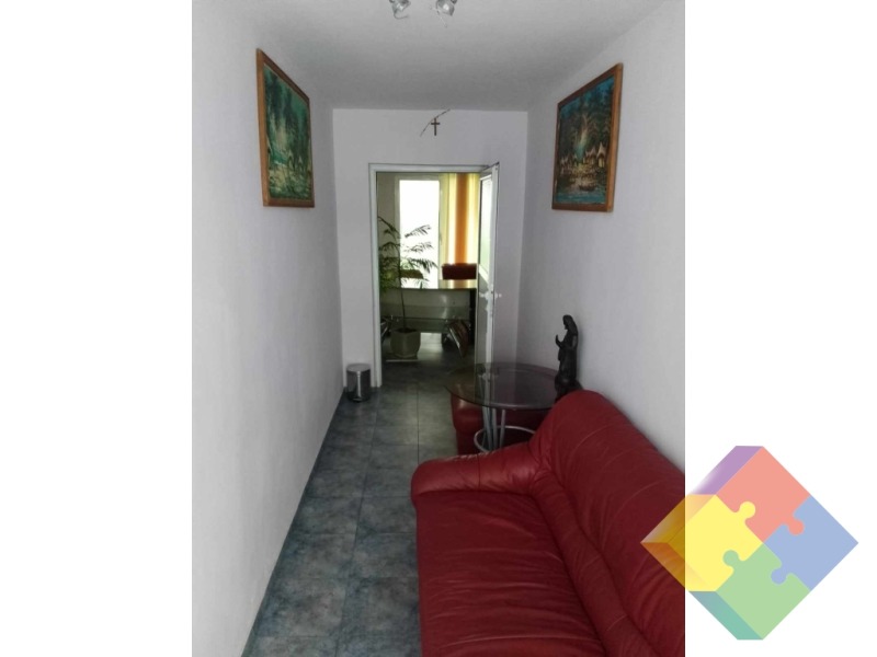 Продава  Офис град Варна , Център , 56 кв.м | 99384715 - изображение [2]