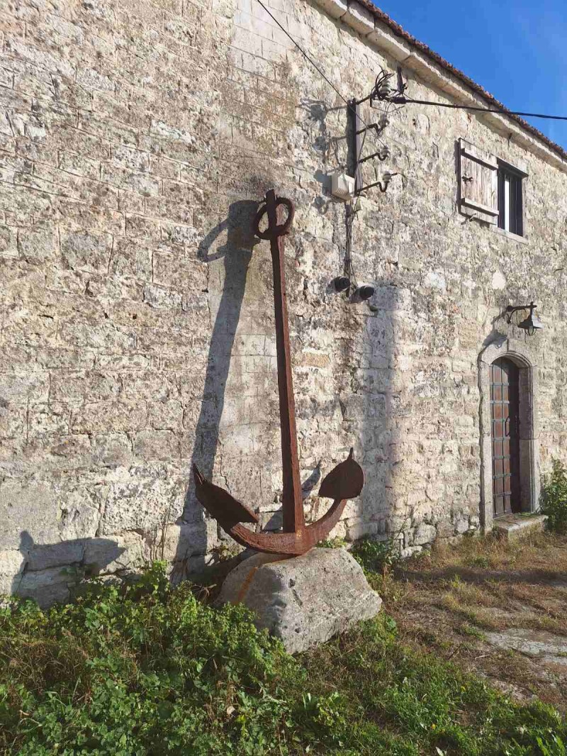 Продава КЪЩА, гр. Каварна, област Добрич, снимка 2 - Къщи - 53174978