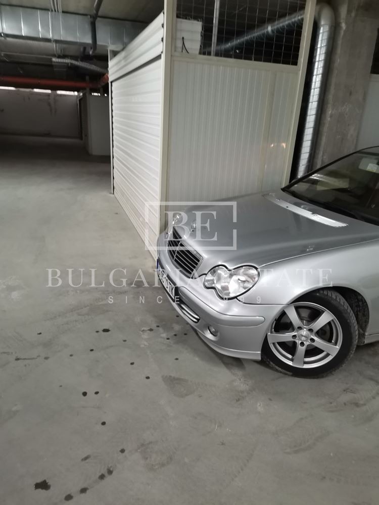 Продава ГАРАЖ, ПАРКОМЯСТО, гр. Варна, Възраждане 3, снимка 2 - Гаражи и паркоместа - 54626053