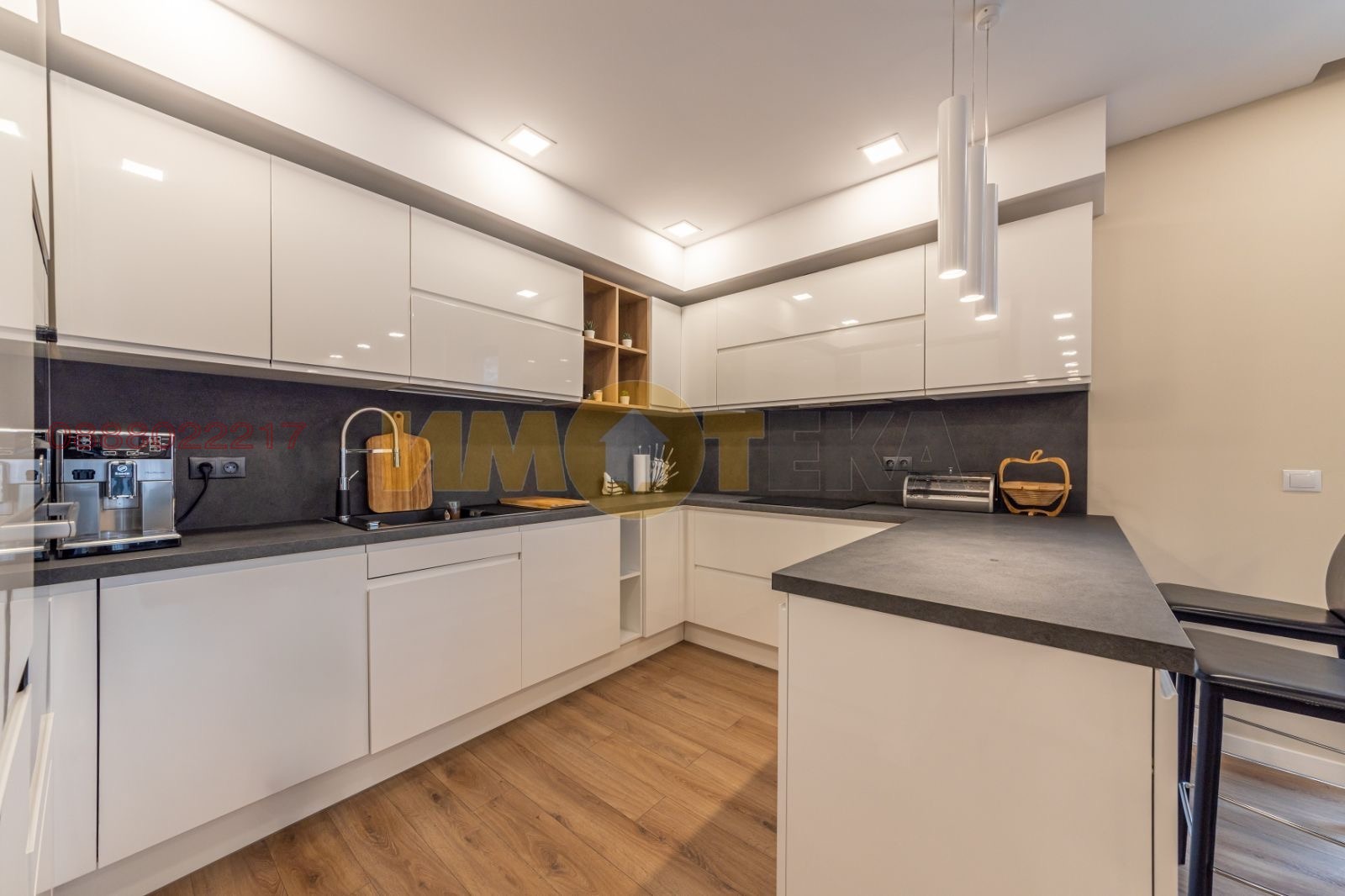 Продава МНОГОСТАЕН, гр. Варна, Бриз, снимка 15 - Апартаменти - 53994907