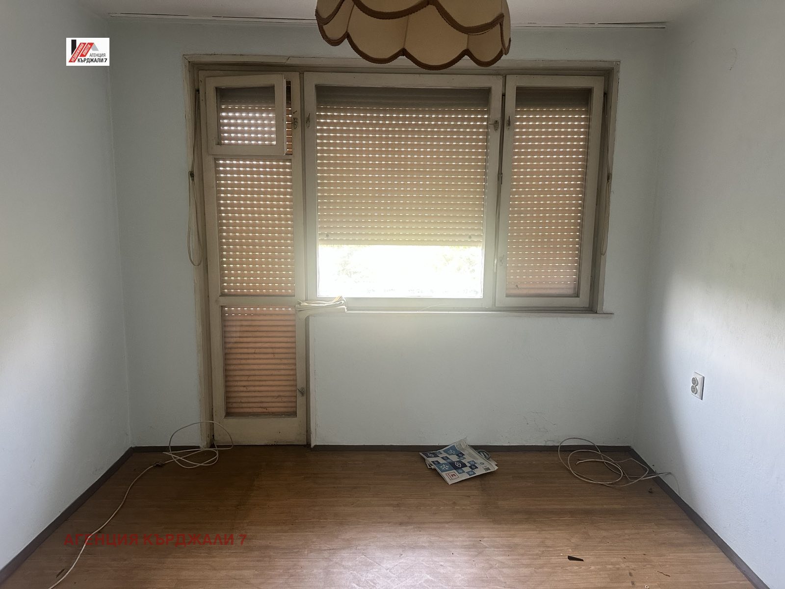 Продава МНОГОСТАЕН, гр. Кърджали, Център, снимка 8 - Апартаменти - 54451010