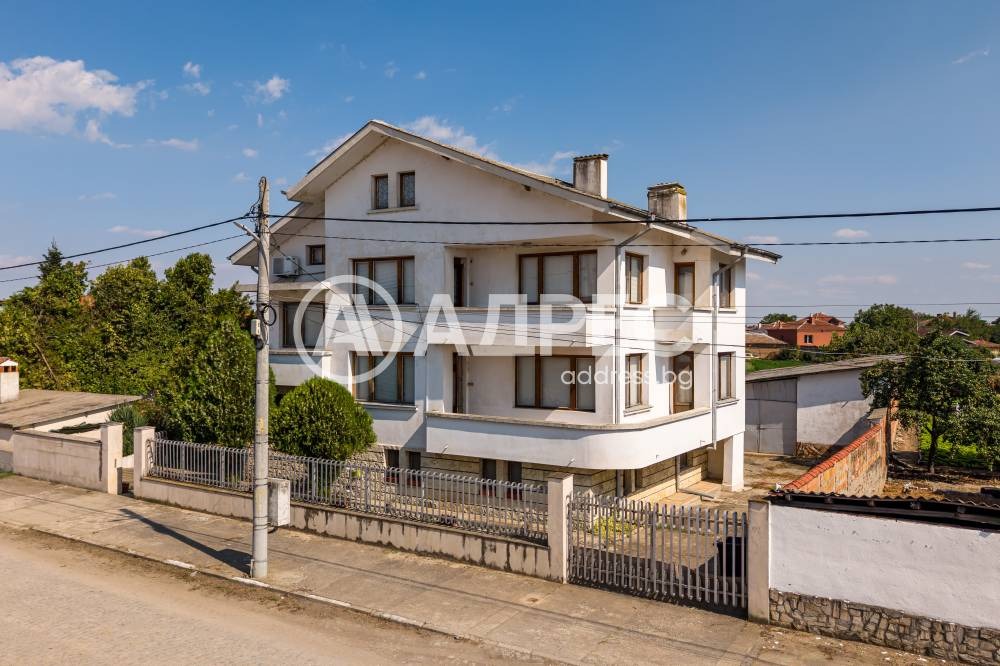 Продава КЪЩА, с. Маноле, област Пловдив