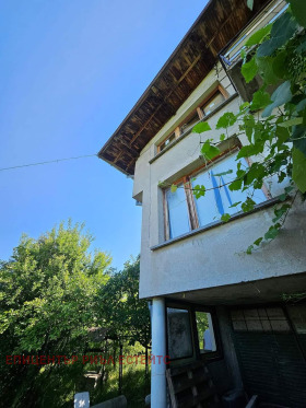 Haus Welkowzi, region Pernik 1