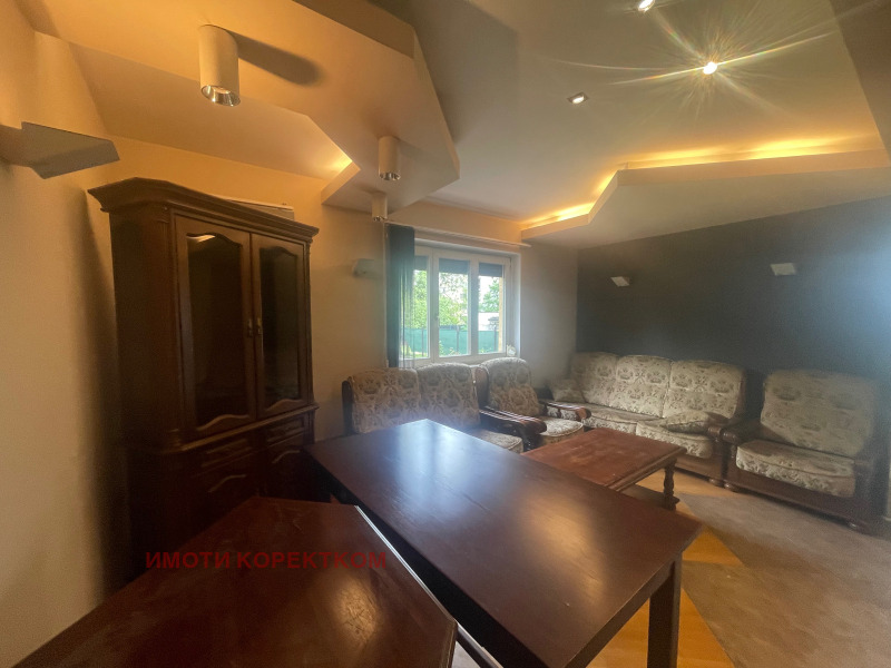 À vendre  Maison Sofia , Ovtcha koupel , 300 m² | 19695826
