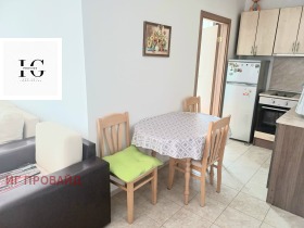 1 quarto k.k. Slantchev briag, região Burgas 14