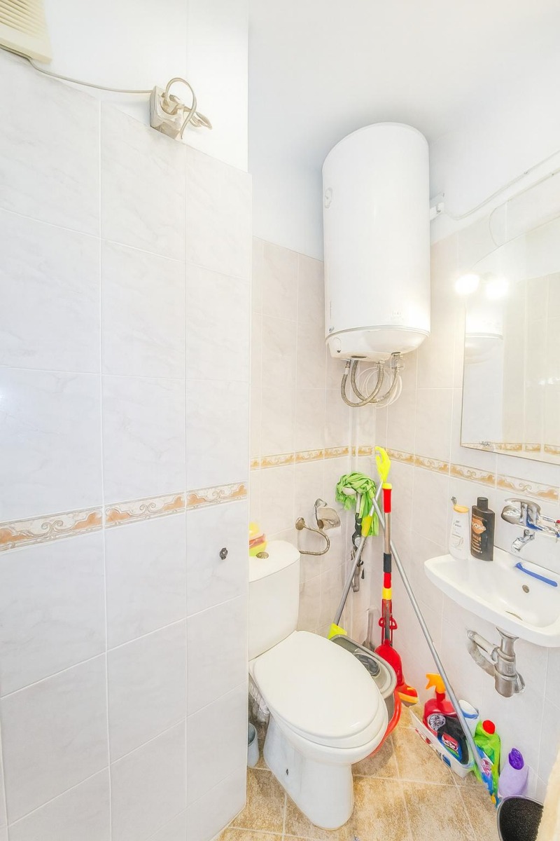 Продава 1-СТАЕН, гр. Пловдив, Кършияка, снимка 4 - Апартаменти - 52653320