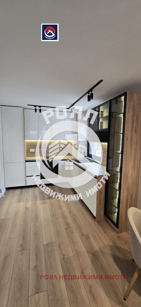 Продава 2-СТАЕН, гр. Пловдив, Остромила, снимка 2 - Апартаменти - 53331332