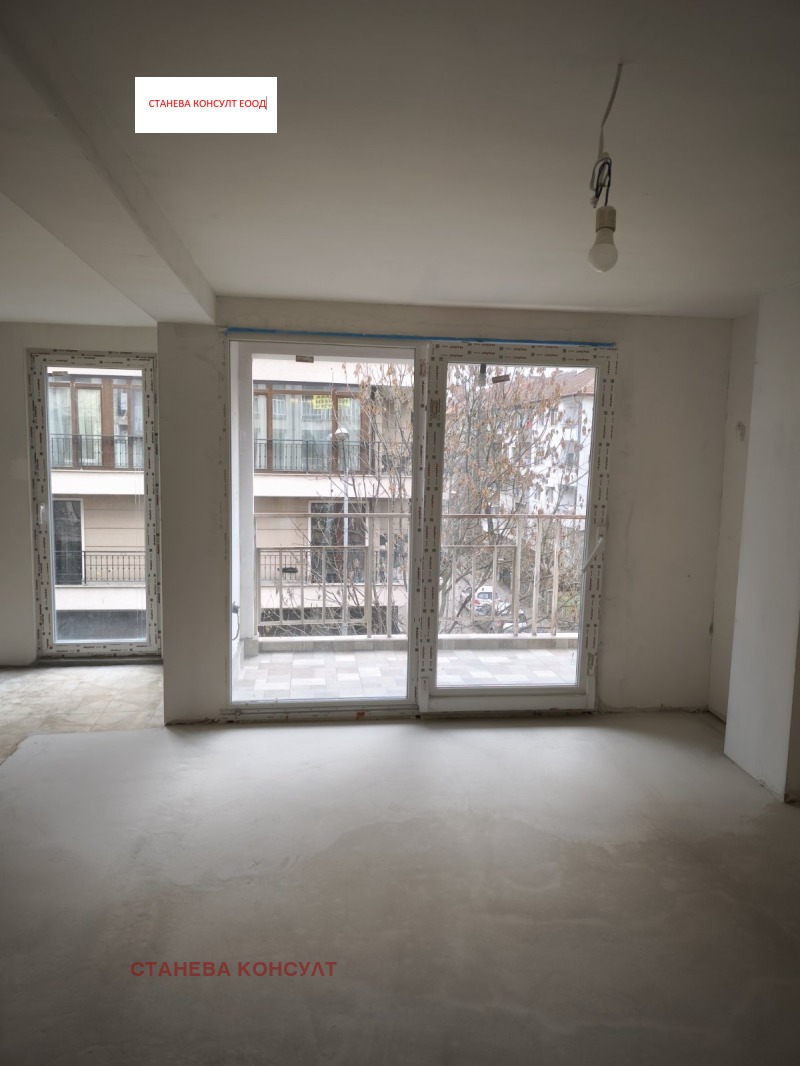 Продава 4-СТАЕН, гр. София, Оборище, снимка 4 - Апартаменти - 53229030