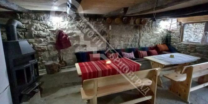 Te koop  Huis regio Veliko Tarnovo , Elena , 150 m² | 68840933 - afbeelding [2]