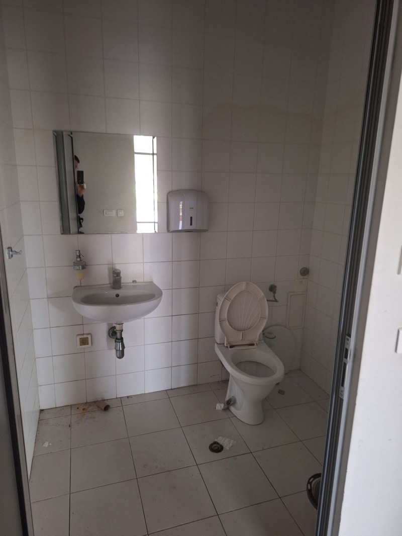 Продава МАГАЗИН, гр. Добрич, Център, снимка 5 - Магазини - 52221549