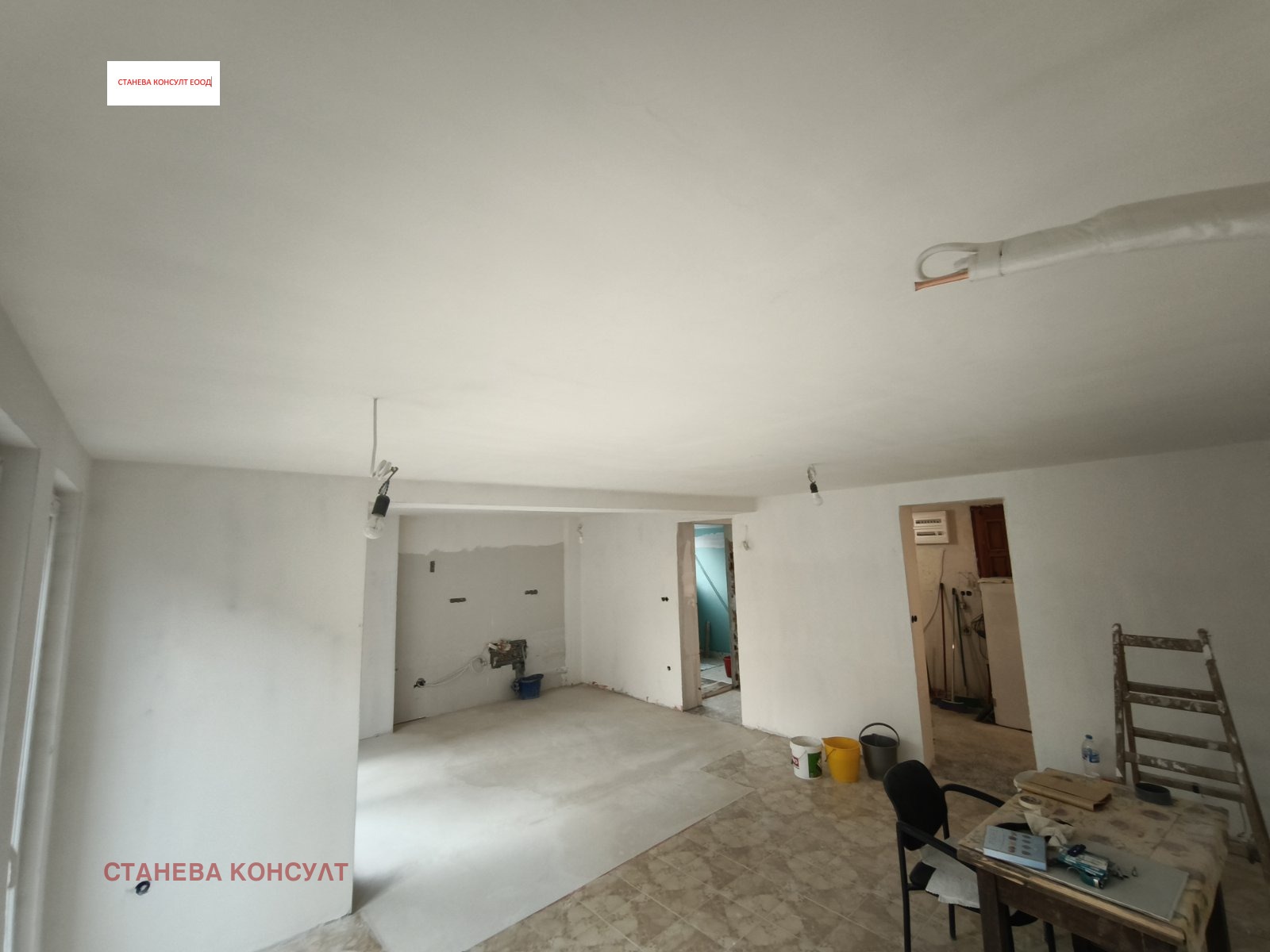 Продава 4-СТАЕН, гр. София, Оборище, снимка 2 - Апартаменти - 53229030