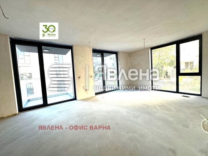 Продава  2-стаен, град Варна, Бриз •  209 500 EUR • ID 98379408 — holmes.bg - [1] 