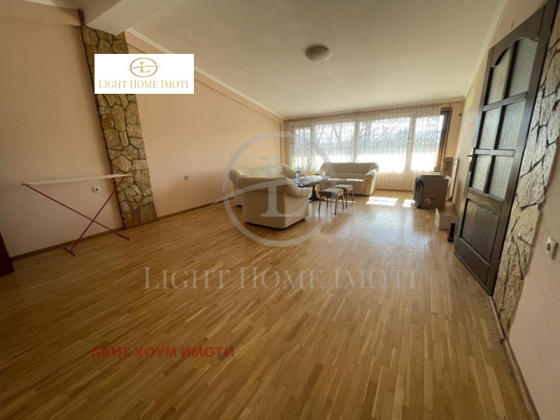 Satılık  Ev Plovdiv , Karşiyaka , 300 metrekare | 26516381