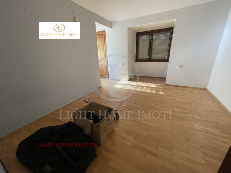 Satılık  Ev Plovdiv , Karşiyaka , 300 metrekare | 26516381 - görüntü [9]