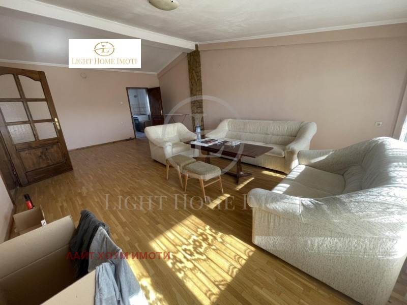 Satılık  Ev Plovdiv , Karşiyaka , 300 metrekare | 26516381 - görüntü [3]