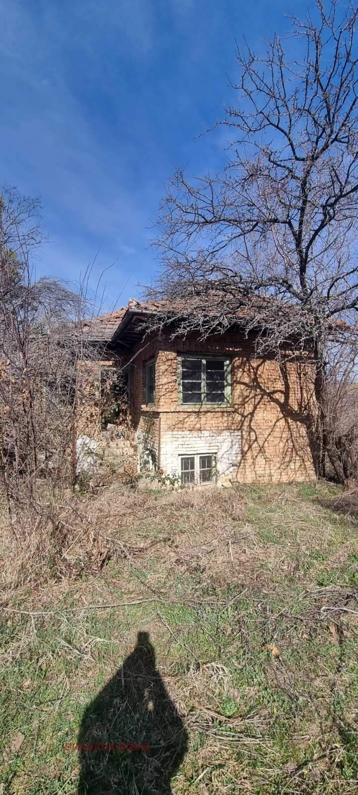 Продава КЪЩА, с. Кавлак, област Велико Търново, снимка 3 - Къщи - 52273230