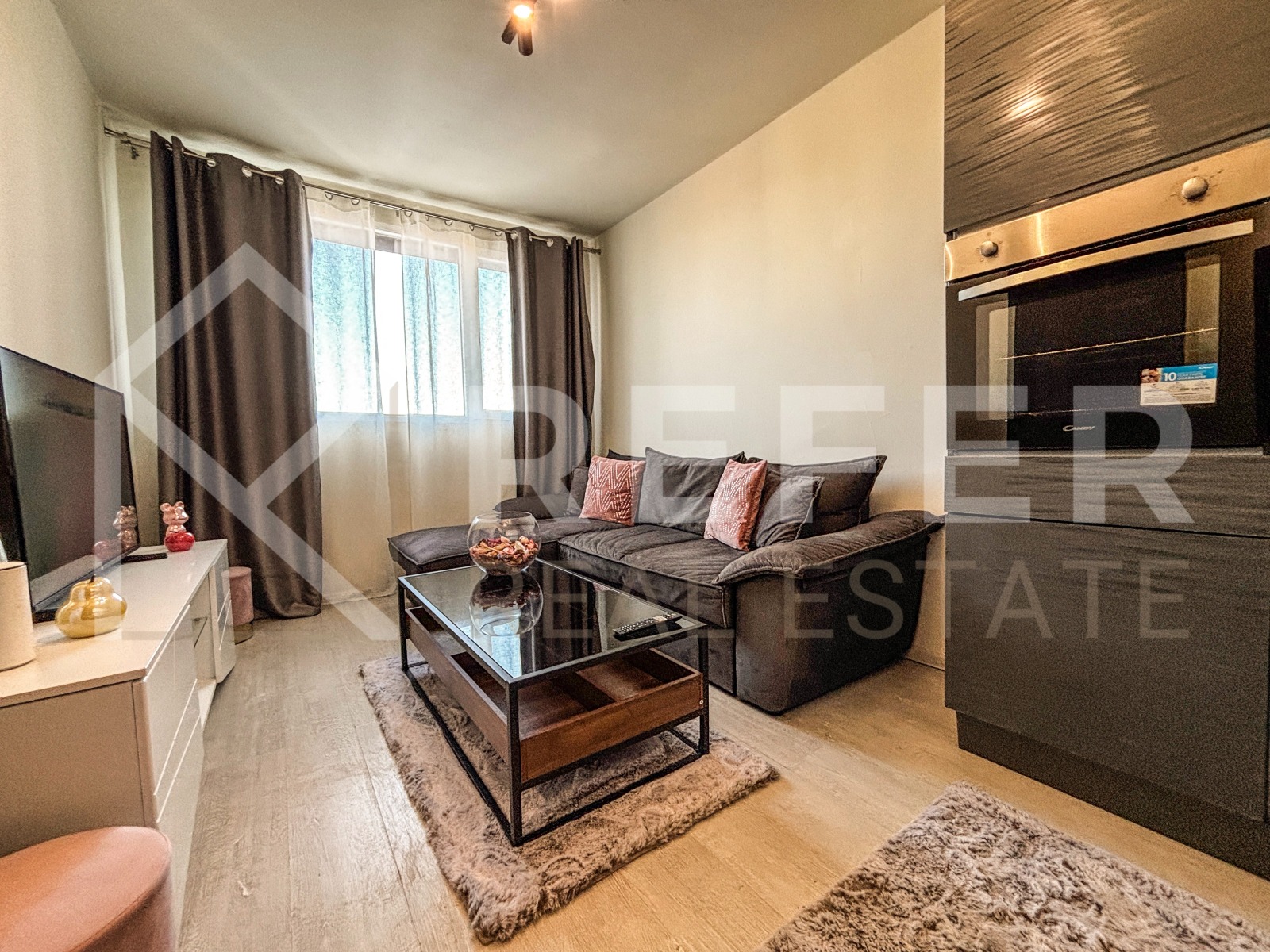 Продава 2-СТАЕН, гр. София, Банишора, снимка 2 - Апартаменти - 53122464