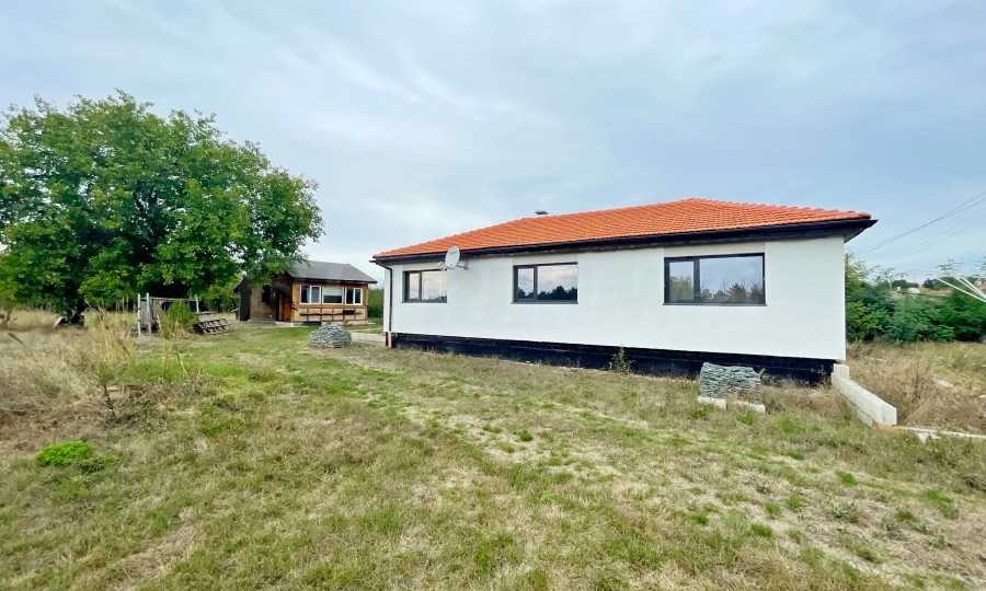 Продава КЪЩА, гр. Балчик, област Добрич